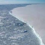 بیش از یک سوم یخ‌تاق‌های قطب جنوب در معرض فروپاشی