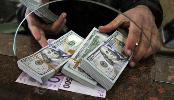 ادامه رکوردشکنی قیمت دلار در لبنان