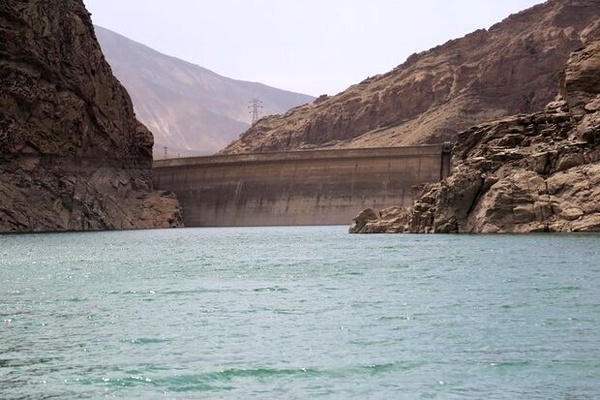 تهرانی‌ها ۲۵ درصد آب کشور را مصرف می‌کنند/ خطر بزرگ فرونشست در کمین پایتخت